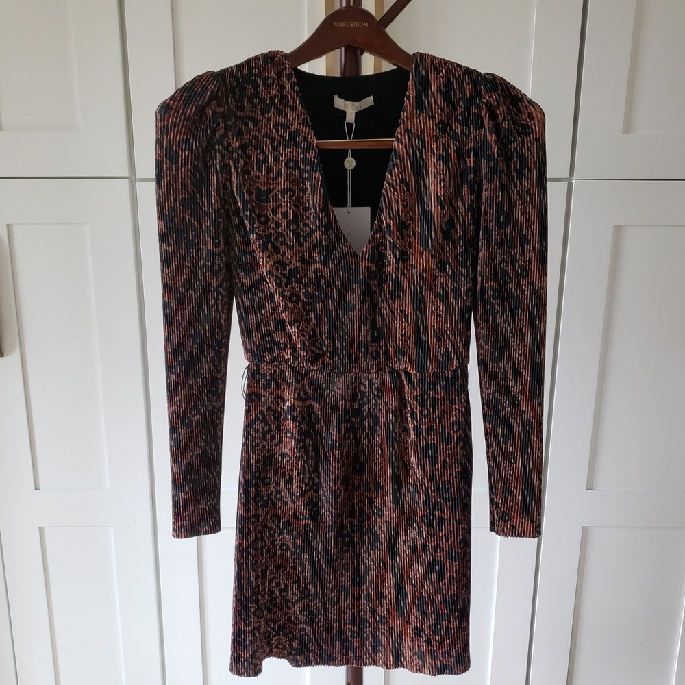 WAYF Dress Womens XS Brown Leopard Plisse‎ Pleated Puff Sleeve Mini Party Glam